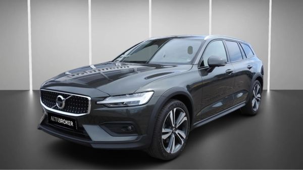 Predogledna slika - Volvo V60 Cross Country