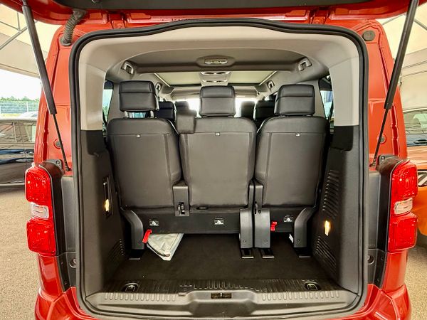 Predogledna slika - Peugeot Traveller ALLURE L2 2.0 BlueHDi 180 EAT