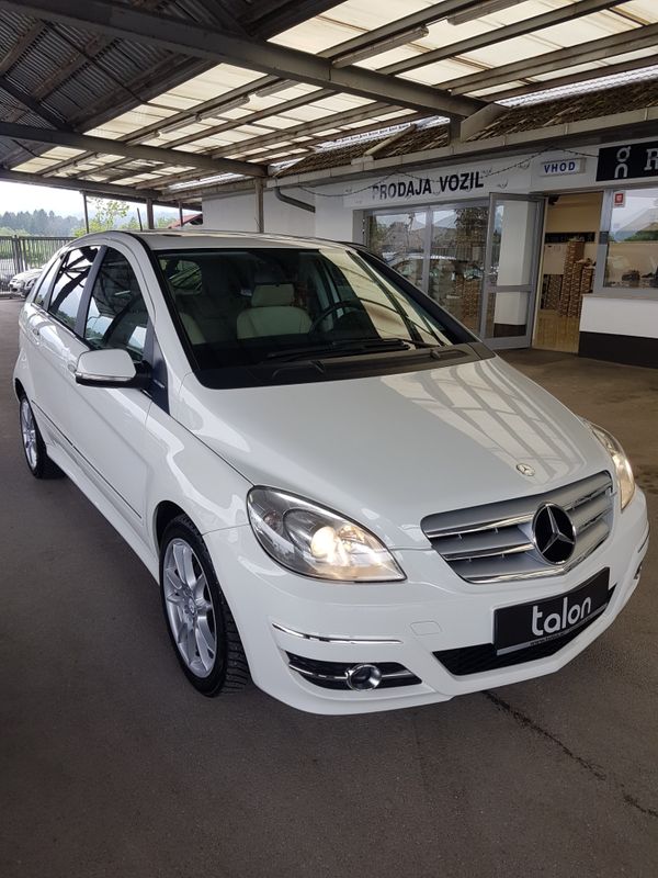Predogledna slika - Mercedes-Benz B-Razred B 160