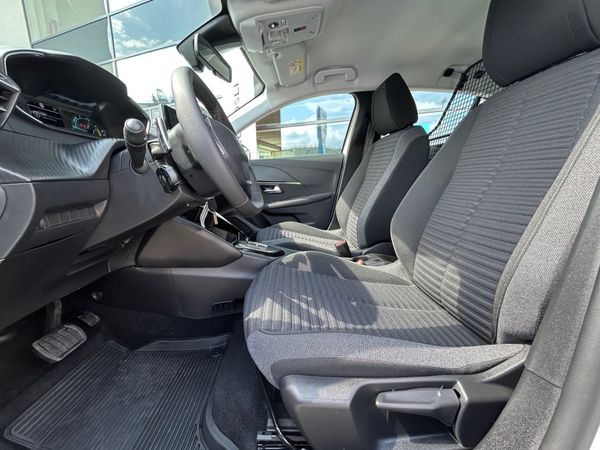 Predogledna slika - Peugeot 208