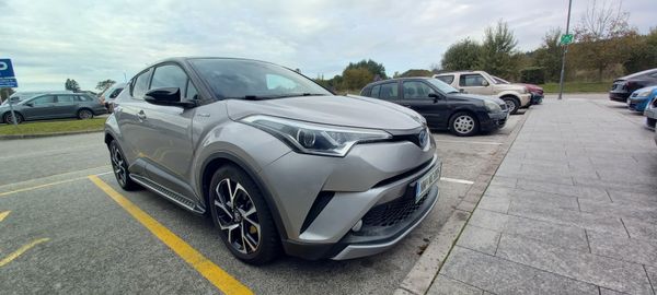 Predogledna slika - Toyota C-HR Hybrid 1,8 VVT-i C-HIC Avt.