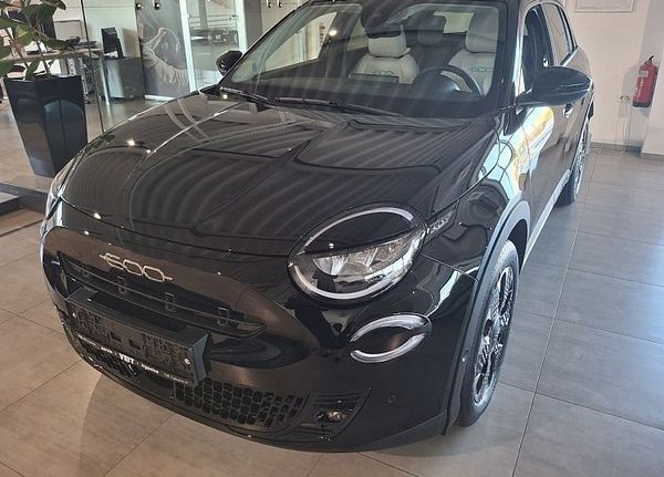 Predogledna slika - Fiat 600 1.2 T3 Hybrid DCT 145 La Prima