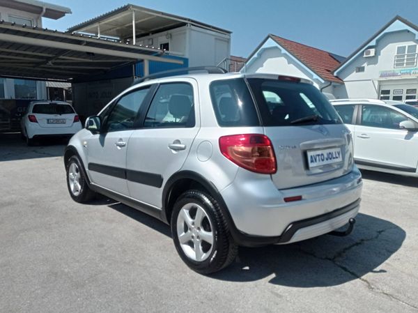 Predogledna slika - Suzuki SX4
