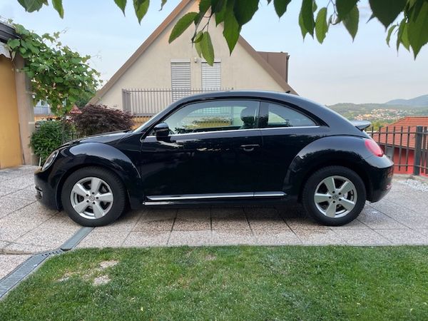 Predogledna slika - VW Beetle 2.0 TDI individual
