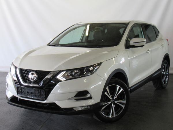 Predogledna slika - Nissan Qashqai 1,3 DIG-T 140 N-Connecta