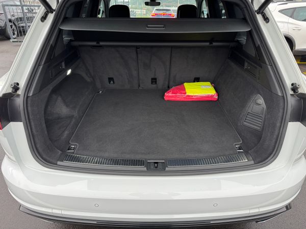 Predogledna slika - VW Touareg