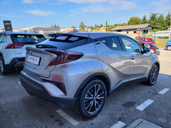 Predogledna slika - Toyota C-HR 1.8 HEV C-HIC