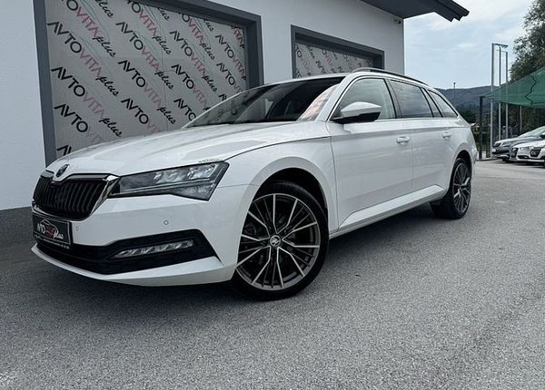 Predogledna slika - Škoda 2.0 TDI Style Combi DSG 4X4 Navigacija Kamera Pdc 