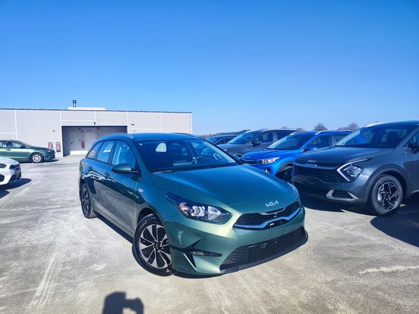 Predogledna slika - KIA Ceed SW