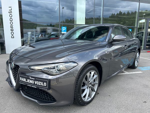 Predogledna slika - Alfa Romeo Giulia