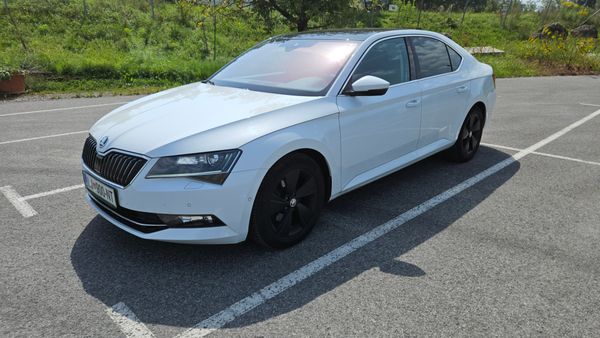 Predogledna slika - Škoda Superb 1,4 TSI ACT Style