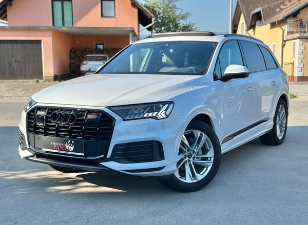 Predogledna slika - Audi Q7