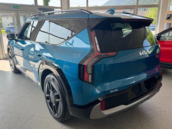 Predogledna slika - KIA EV9