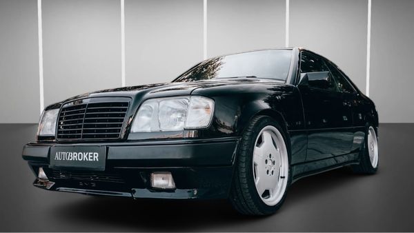 Predogledna slika - Mercedes-Benz E-Razred