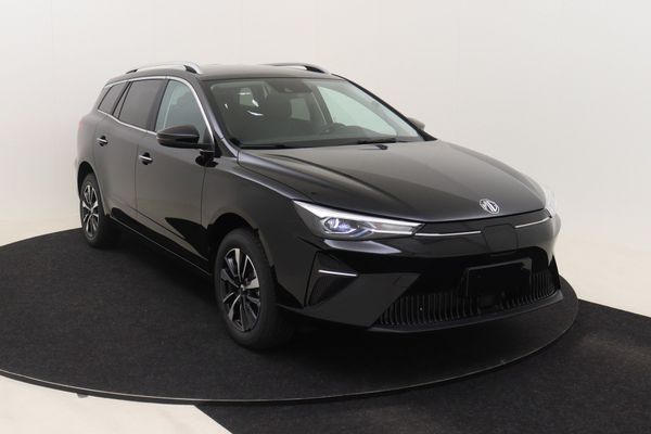 Predogledna slika - MG MG5 Luxury - 115KW - 61kWh - samo 49km - subvencija 7200€