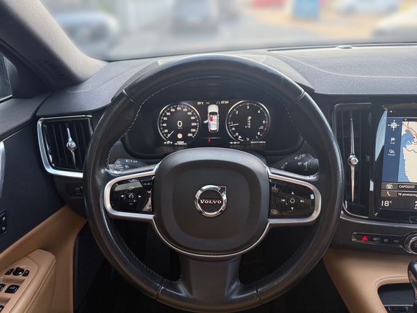 Predogledna slika - Volvo V90