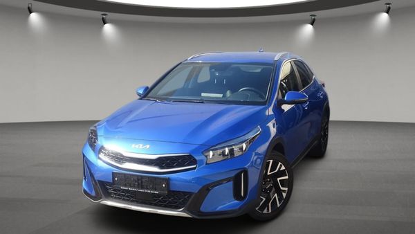 Predogledna slika - KIA XCeed 1.5 T-GDi 188kW GRETJE SED. KAMERA PDC KLJUKA LED