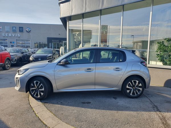 Predogledna slika - Peugeot 208