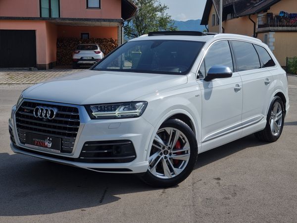 Predogledna slika - Audi Q7