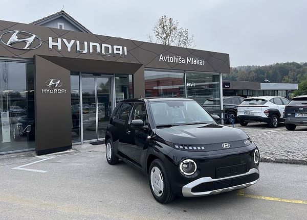 Predogledna slika - Hyundai TREND + ZIMSKE PNEVMATIKE 