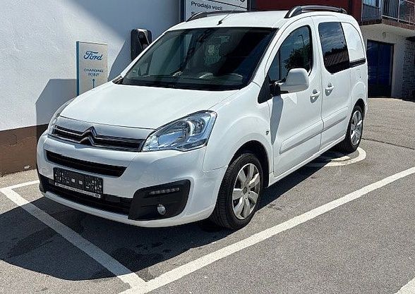 Predogledna slika - Citroën Berlingo Feel BlueHDi 100 BVM - SLO. VOZILO - 