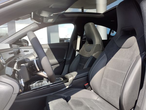 Predogledna slika - Mercedes-Benz CLA-Razred