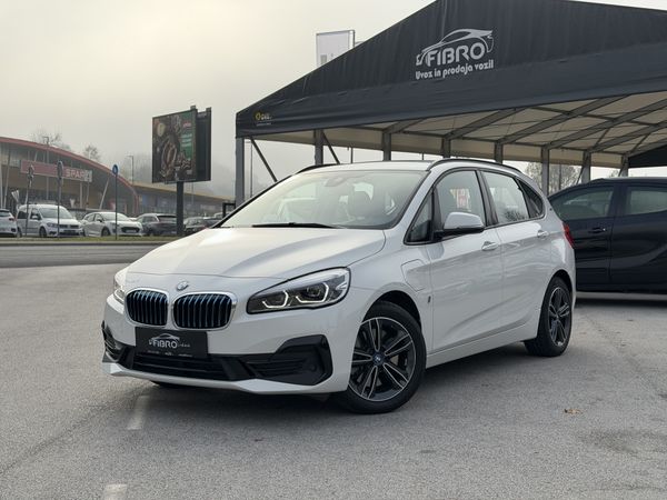 Predogledna slika - BMW Serija 2 225xe iPERFORMANCE AUT. | SPORT LINE