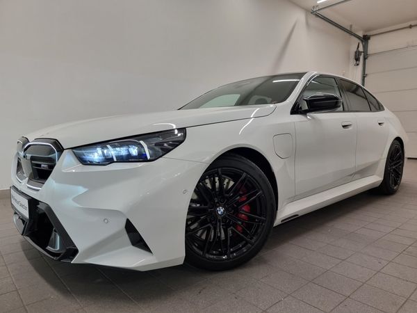 Predogledna slika - BMW M5