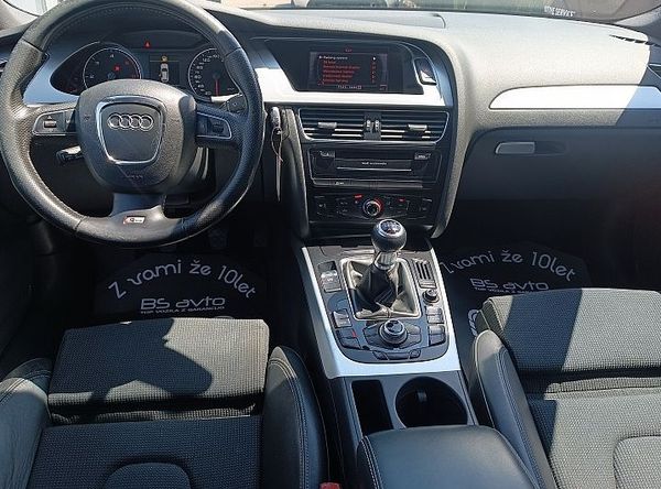 Predogledna slika - Audi A4 Avant 2.0 TDI S-LINE