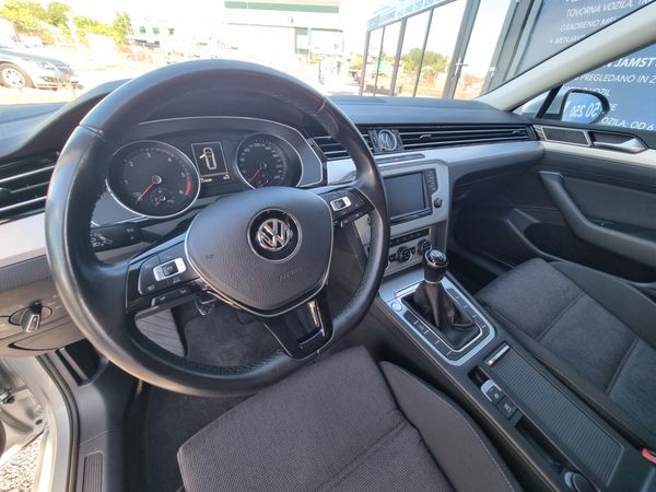Predogledna slika - VW Passat
