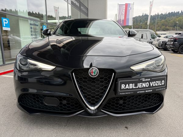 Predogledna slika - Alfa Romeo Giulia