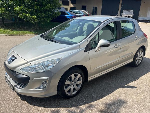 Predogledna slika - Peugeot 308 PREMIUM 1.6 5V