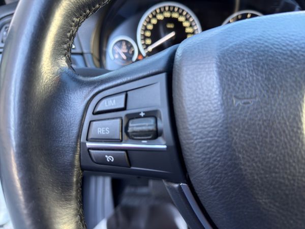 Predogledna slika - BMW Serija 5 520d Avt.