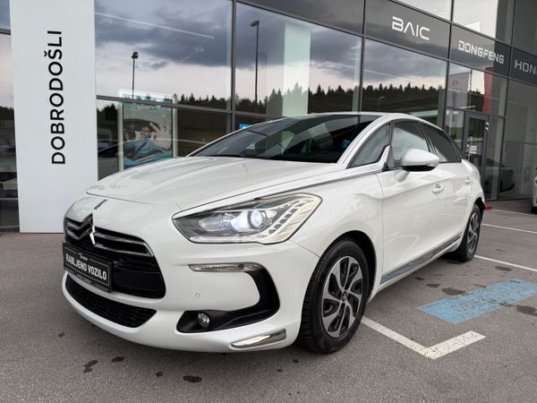 Predogledna slika - DS DS5