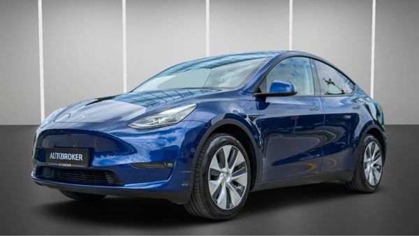 Predogledna slika - Tesla Model Y Dual Motor Long Range All-Wheel Drive Avtopilot 