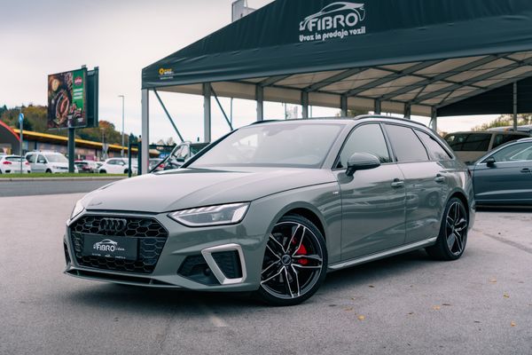 Predogledna slika - Audi A4 40 TDI quattro S-tronic "S line"