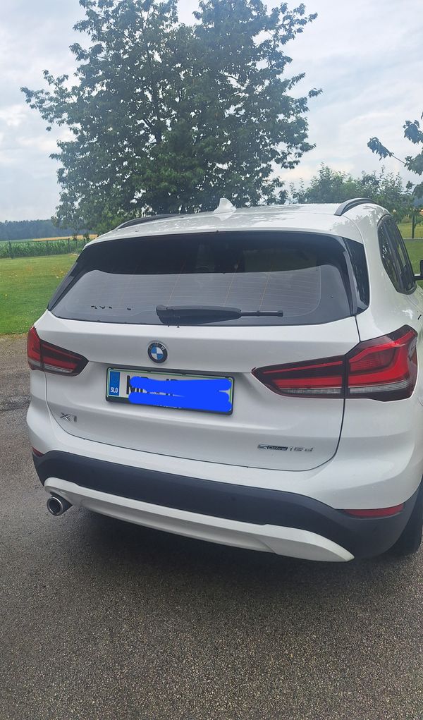Predogledna slika - BMW X1 sDrive16d
