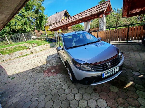 Predogledna slika - Dacia Sandero 1,6 Stepway