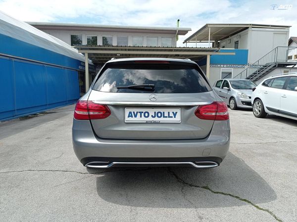 Predogledna slika - Mercedes-Benz C-Razred