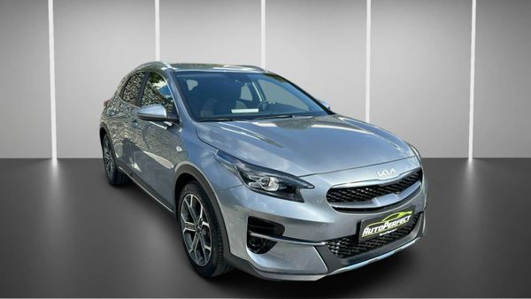 Predogledna slika - KIA XCeed 1.0 GDi|1.LAST.|SLO|KAMERA|LED|TEMP|