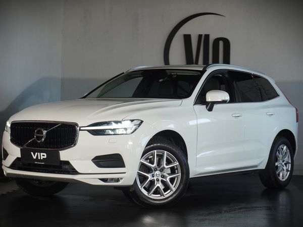 Predogledna slika - Volvo XC60 XC60 B4 AWD Momentum Avt.