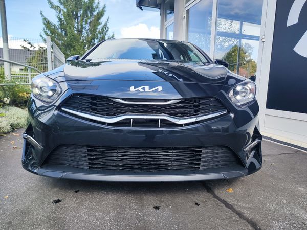 Predogledna slika - KIA Ceed