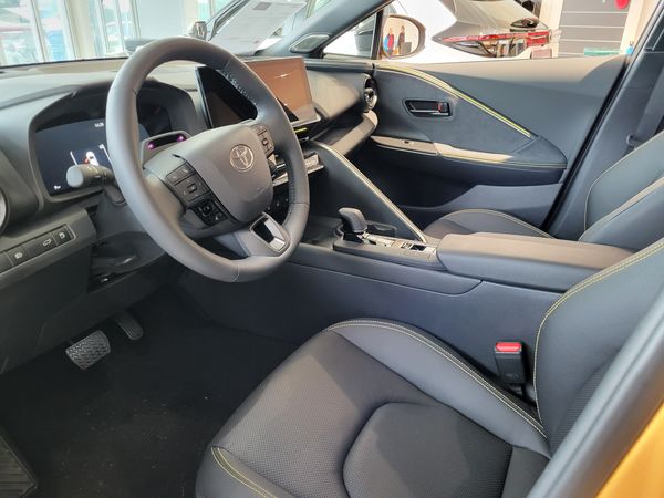 Predogledna slika - Toyota C-HR