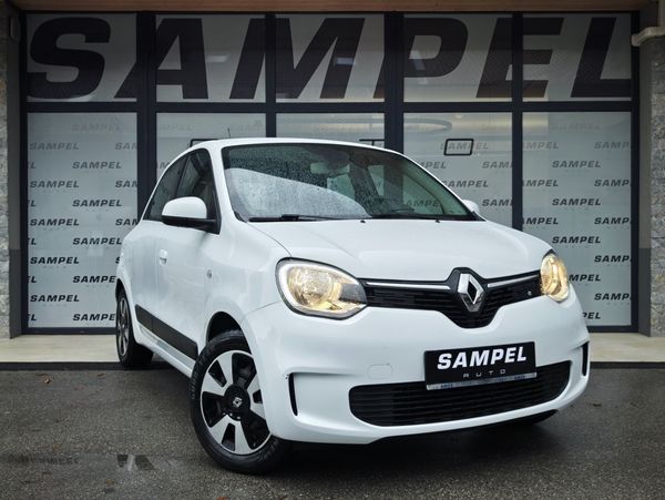 Predogledna slika - Renault 0.9 TCE 95 INTENS - GRETJE SEDEŽEV - PARK SENZORJI