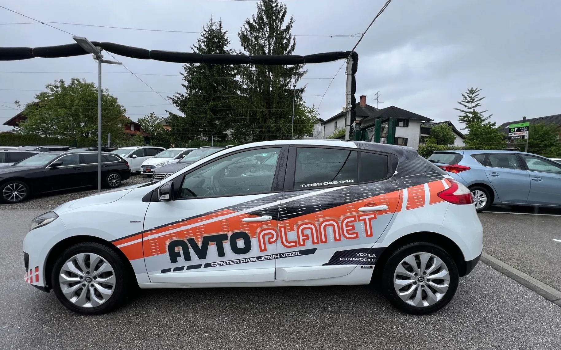Zunanja slika - Renault Mégane - Megane Berline dCi 90 LIMITED LED AVTO.KLIMA NAVI PDC - 2