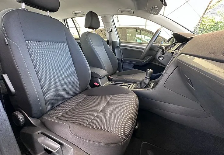 Zunanja slika - Volkswagen Golf - Variant 1.0 TSI BMT Trendline - 8