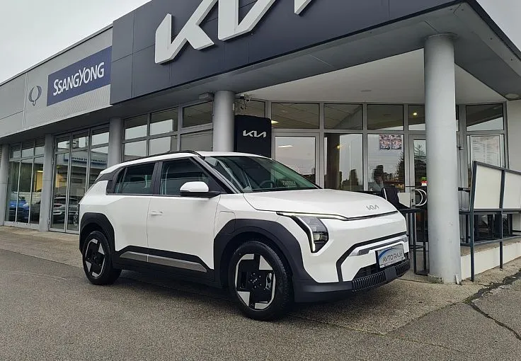 Zunanja slika - KIA EV3 - 58.3 kWh baterija. 150 kW Star - 1