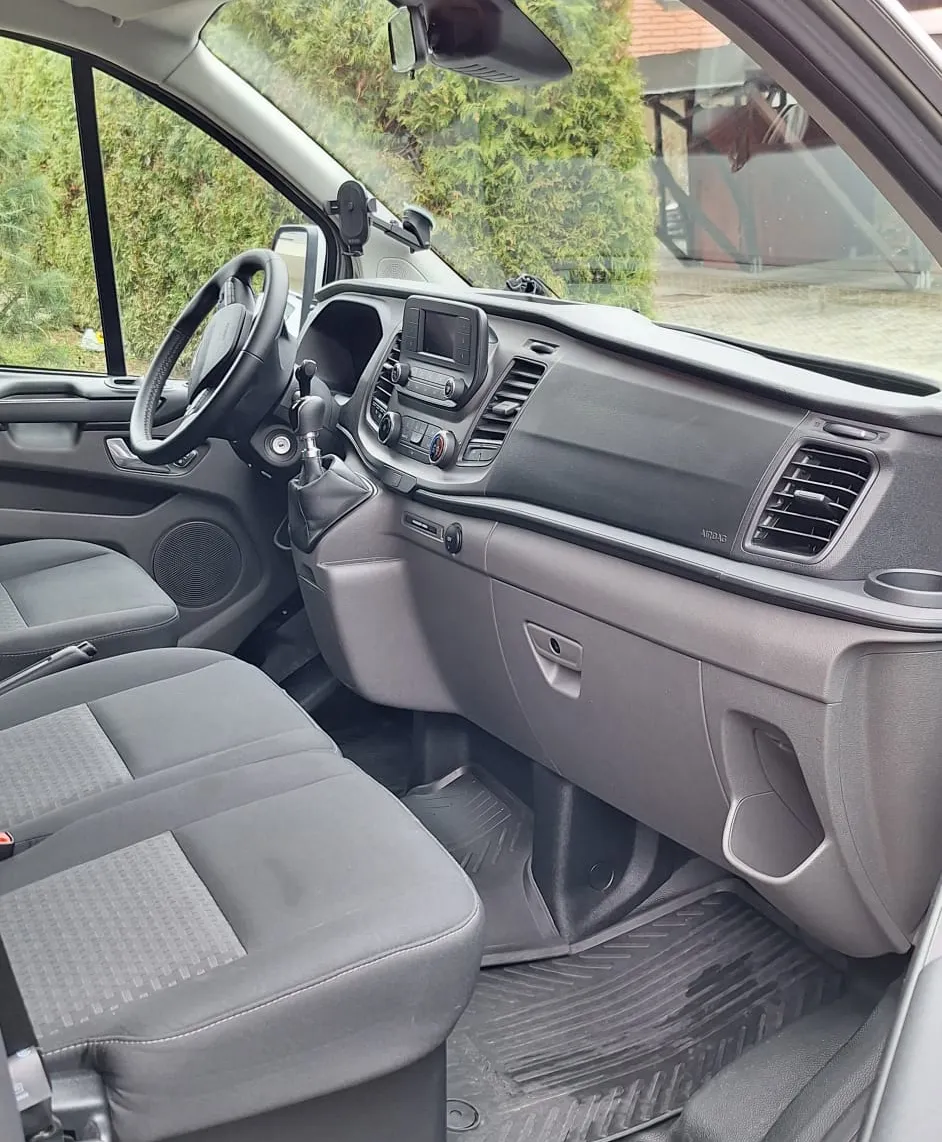 Notranja slika - Ford Transit - Custom Kombi 320 2,0 TDCi DMR Trend - 5
