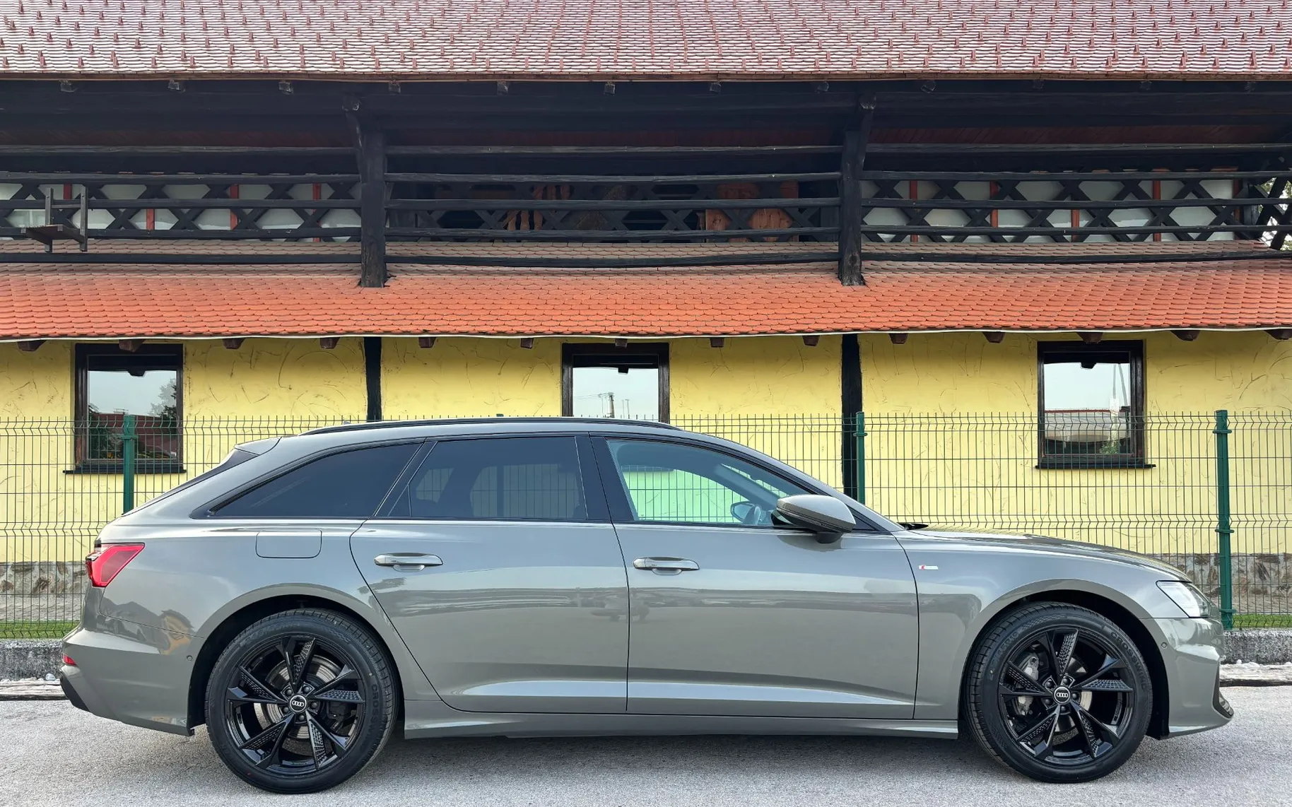 Zunanja slika - Audi A6 - 2.0 TDI-S LINE-1.LAST-19 COL RS-JAMSTVO-KOT NOV - 6