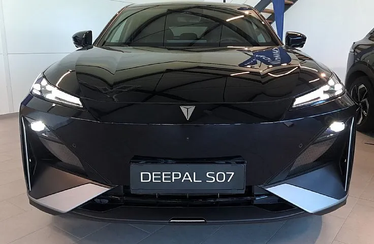 Zunanja slika - Changan Deepal S07 - RWD MAX+27.790EUR OB AKCIJI PETROLA IN SUBVENCIJI - 2